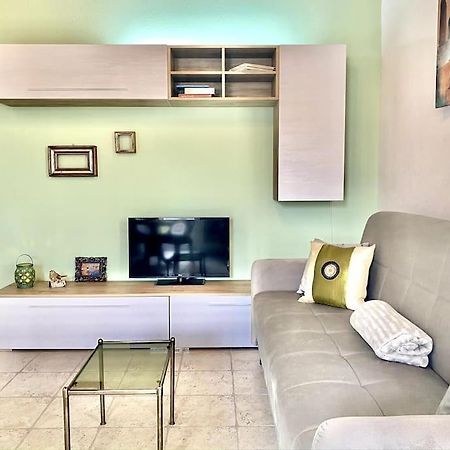 Ferienwohnung Zona Fiera A 10 Minuti Dal Centro Con Parcheggio Verona Exterior foto